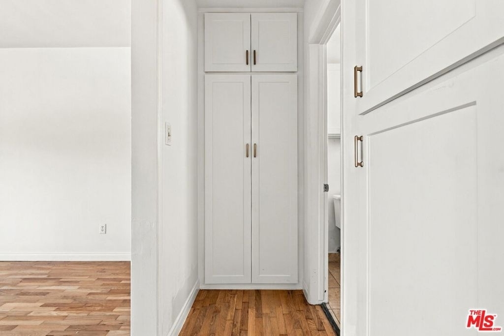7743 W Manchester Avenue - Photo 2