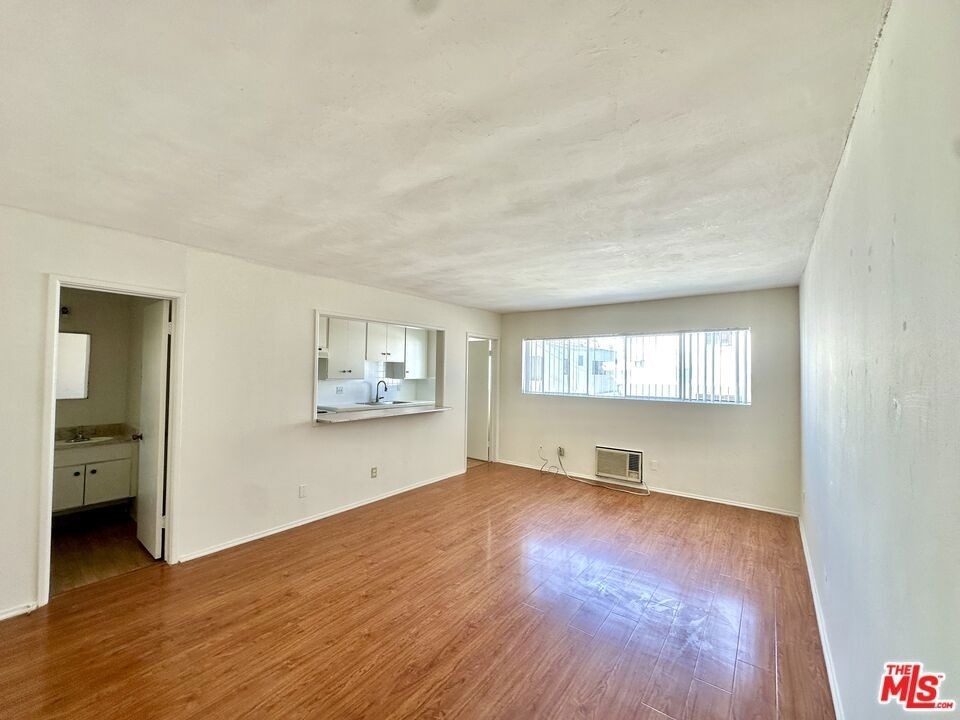 5853 Gregory Avenue - Photo 1