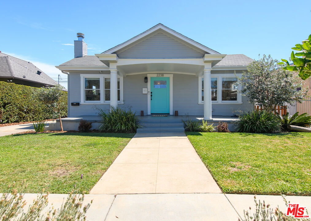 2238 W 28th Street - Photo 0