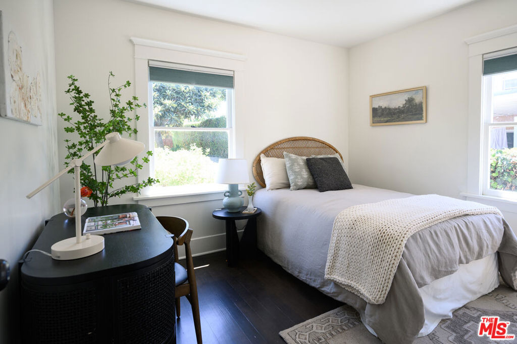 2238 W 28th Street - Photo 15