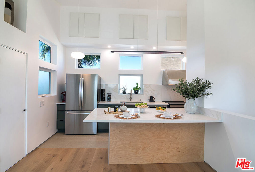 4438 W 60th Street - Photo 14