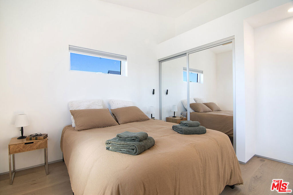 4438 W 60th Street - Photo 20