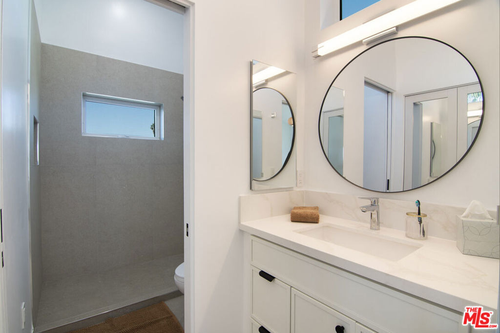 4438 W 60th Street - Photo 21