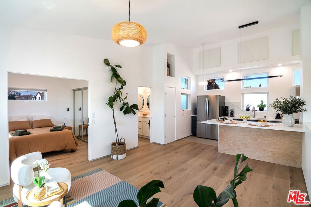 4438 W 60th Street - Photo 10