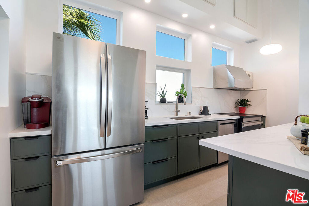 4438 W 60th Street - Photo 17