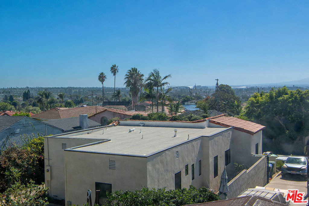 4438 W 60th Street - Photo 23