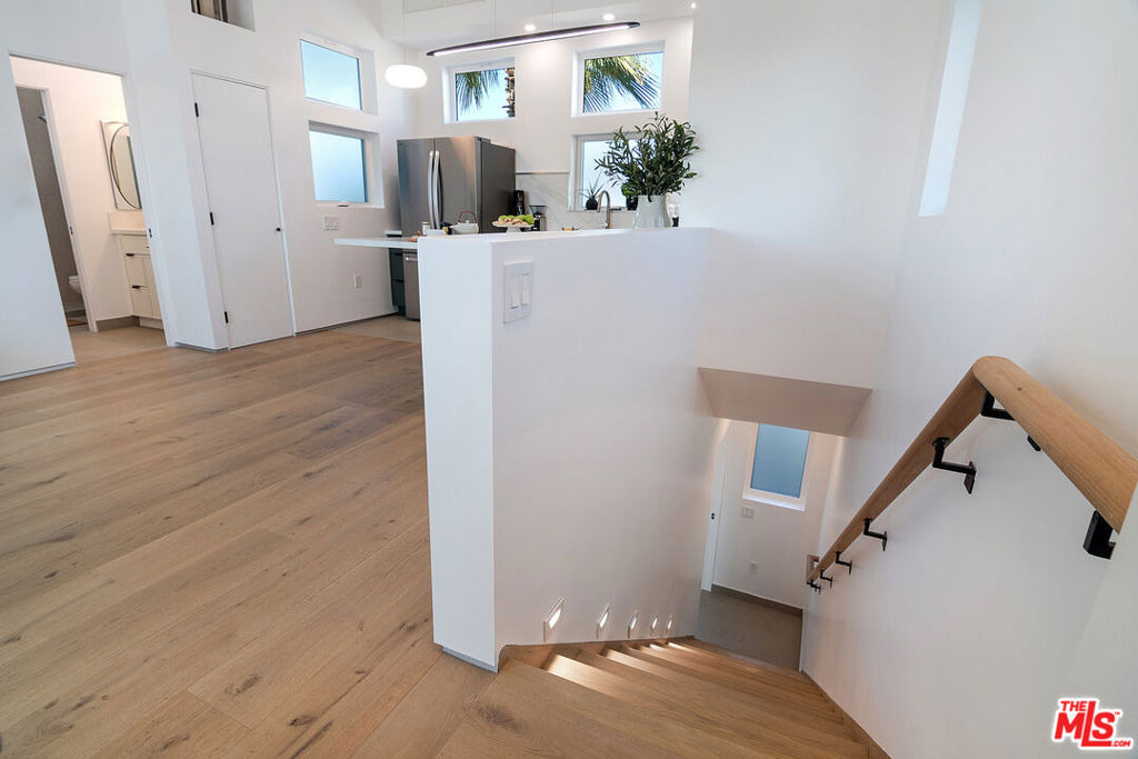 4438 W 60th Street - Photo 8