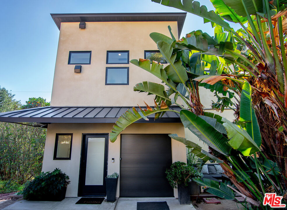 4438 W 60th Street - Photo 0