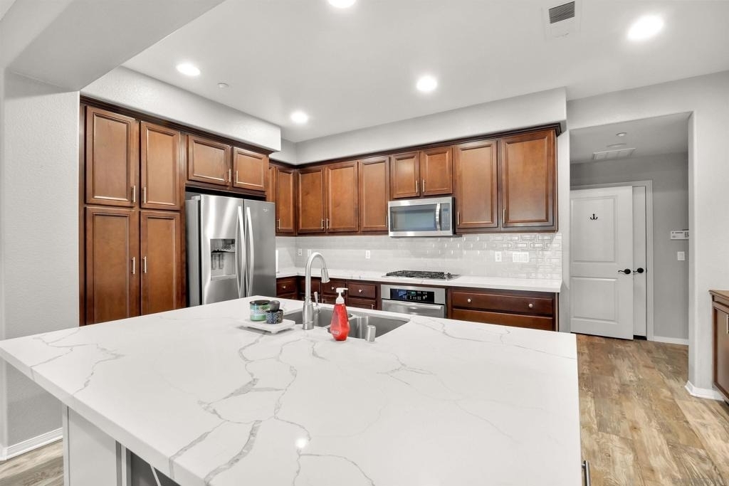 2221 Capistrano Way - Photo 4