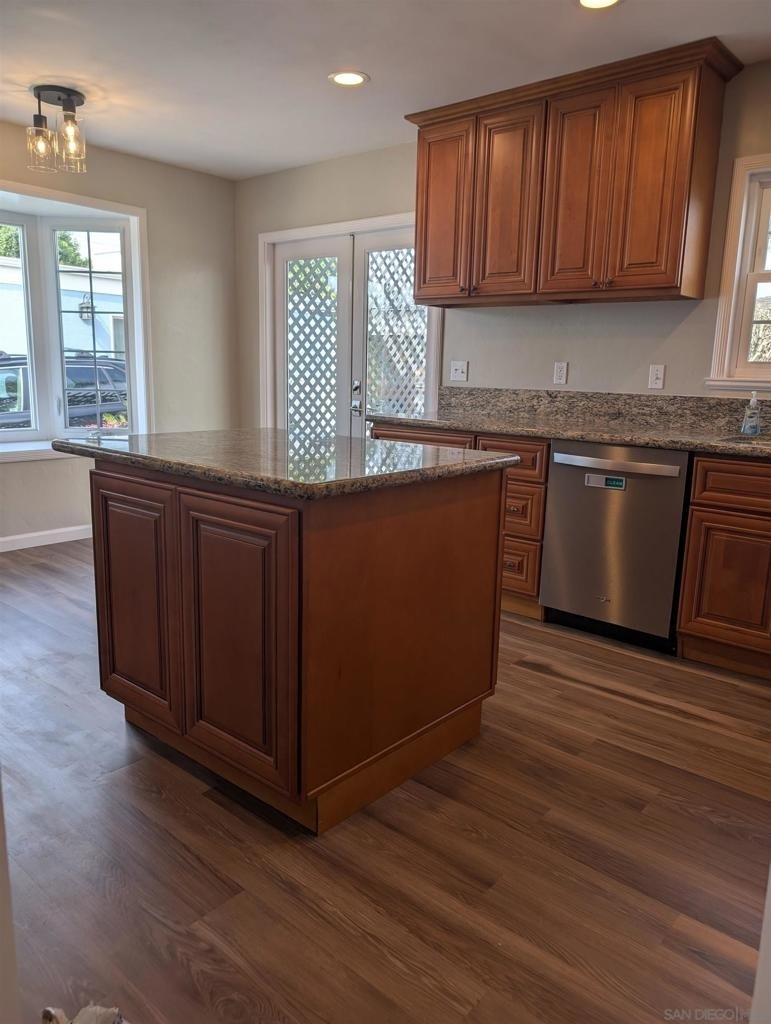 3633 Jewell St - Photo 3