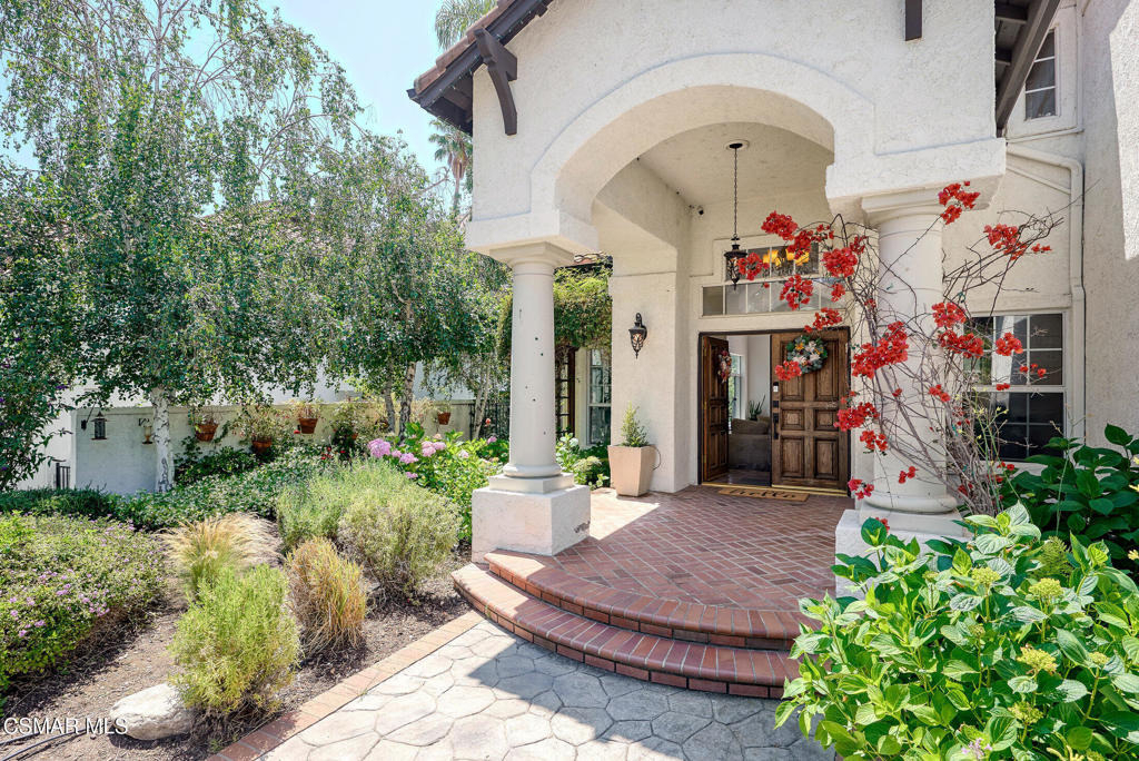 2554 Kirsten Lee Drive - Photo 4