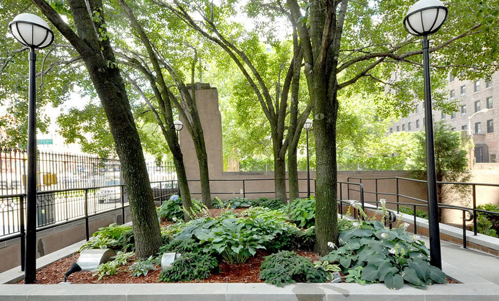  West 35th Street & 10th ave - Photo 5