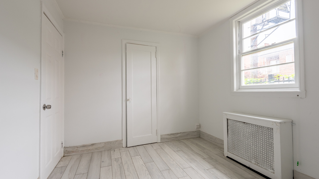 623 Ave Y 11235 - Photo 3