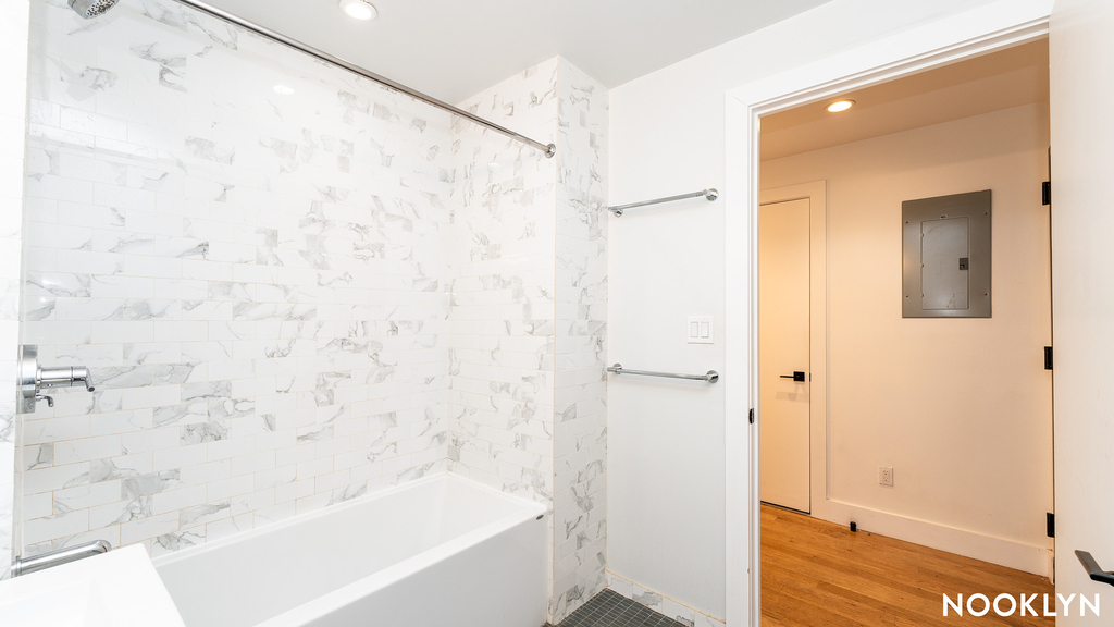 824 E New York Ave 11203 - Photo 10