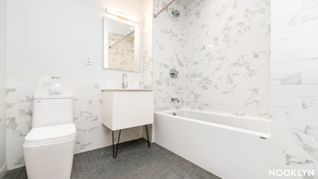 824 E New York Ave 11203 - Photo 9