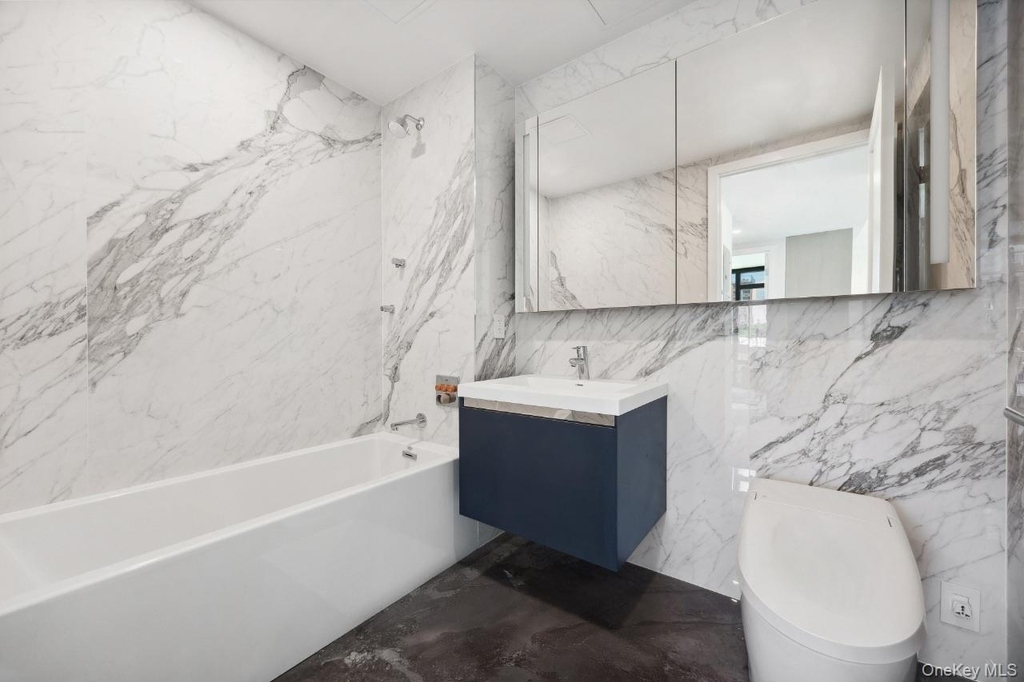 38th Avenue - Photo 9