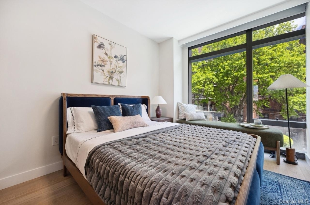 38th Avenue - Photo 3