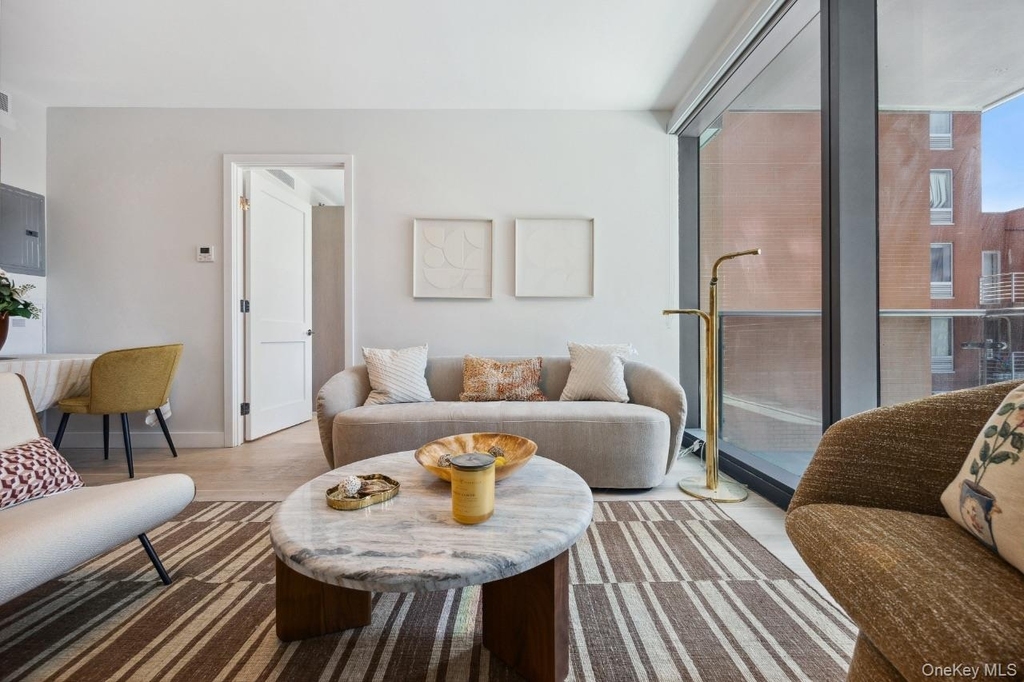 38th Avenue - Photo 33