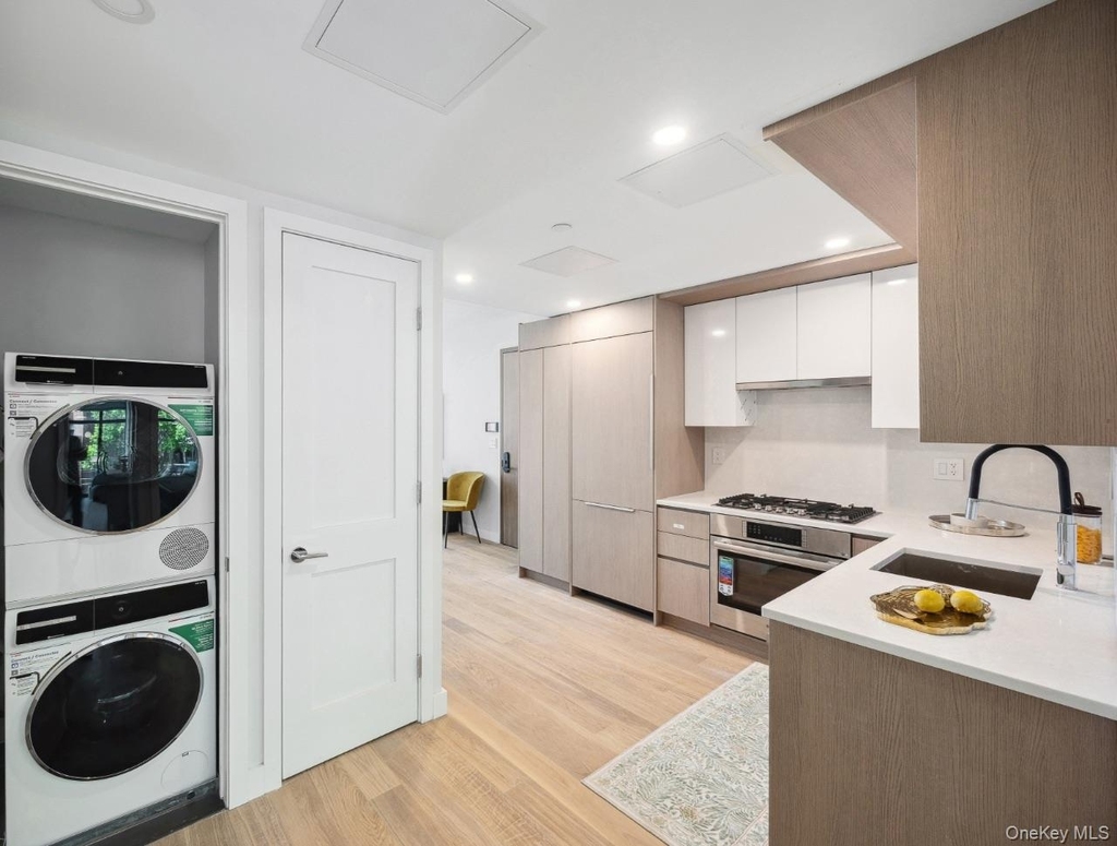 38th Avenue - Photo 14