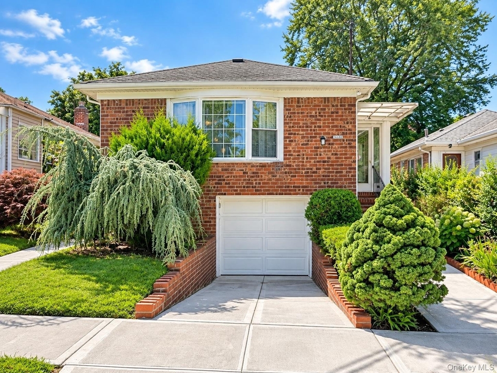 5708 260th Street - Photo 0