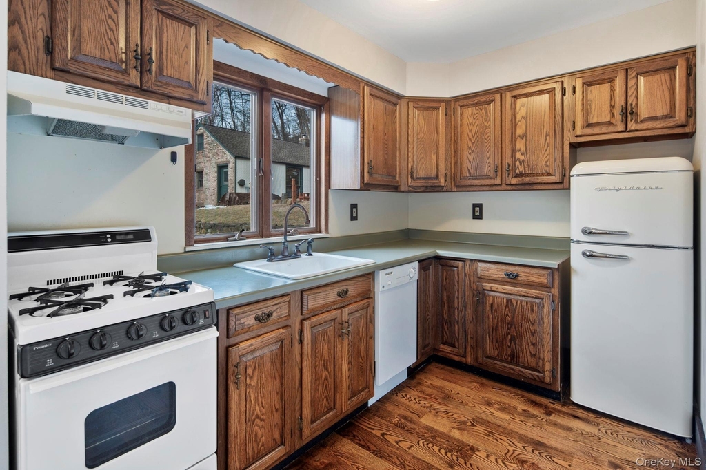689 S Mountain Road - Photo 10