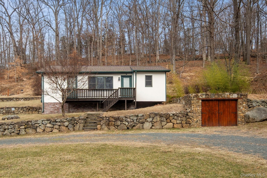689 S Mountain Road - Photo 1