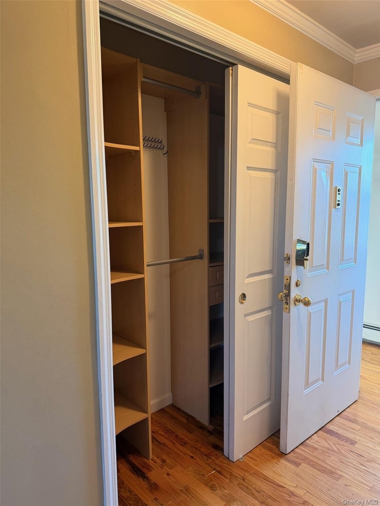75-27 164th Street - Photo 3