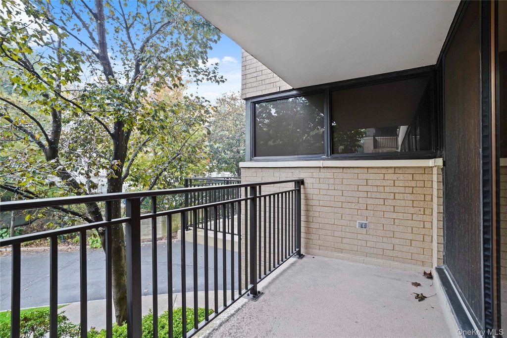 25 Rockledge Avenue - Photo 6