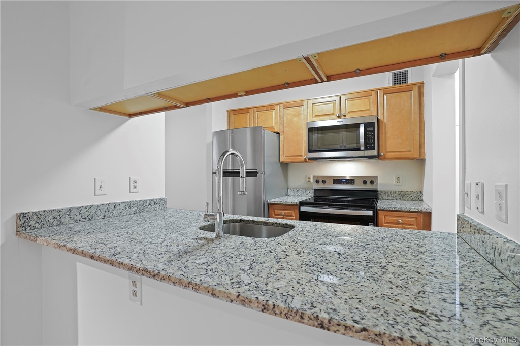 25 Rockledge Avenue - Photo 15