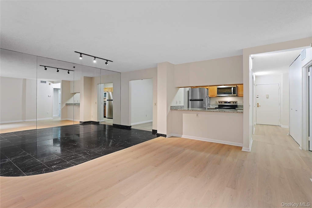 25 Rockledge Avenue - Photo 14
