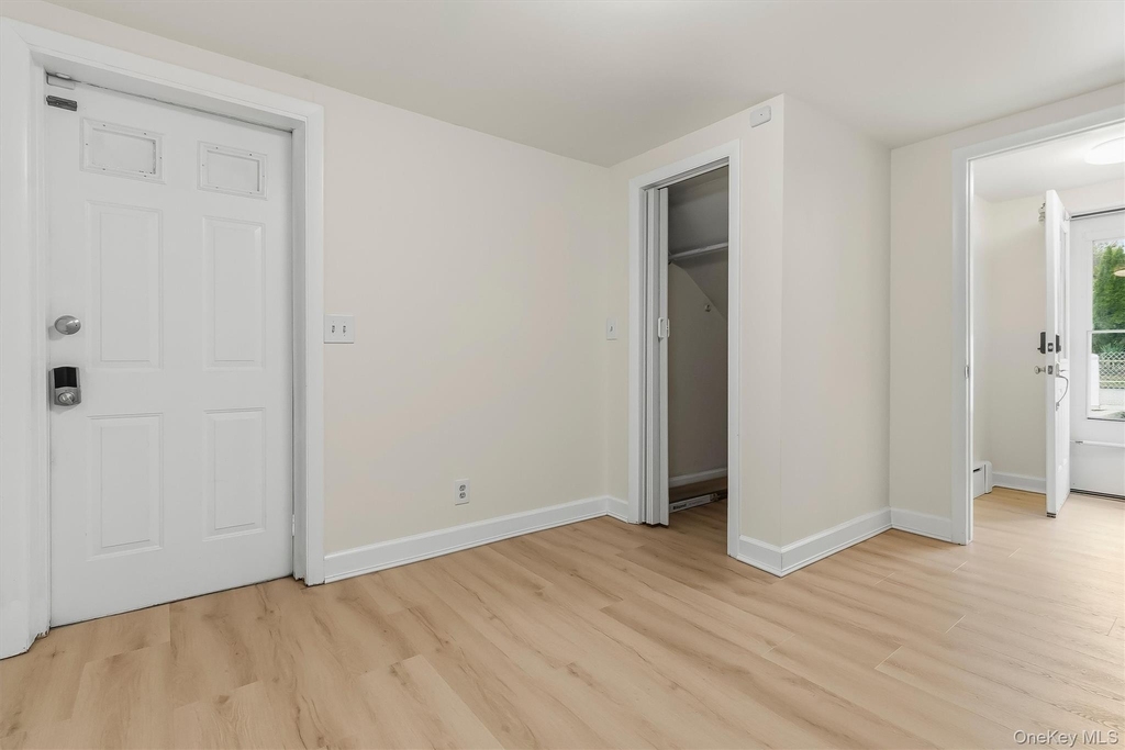 157 N Washington Street - Photo 2