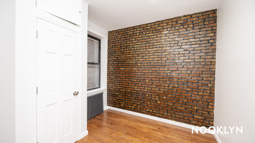 1806 George St 11385 - Photo 7
