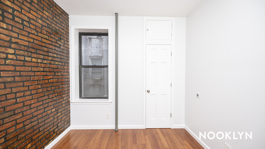 1806 George St 11385 - Photo 5