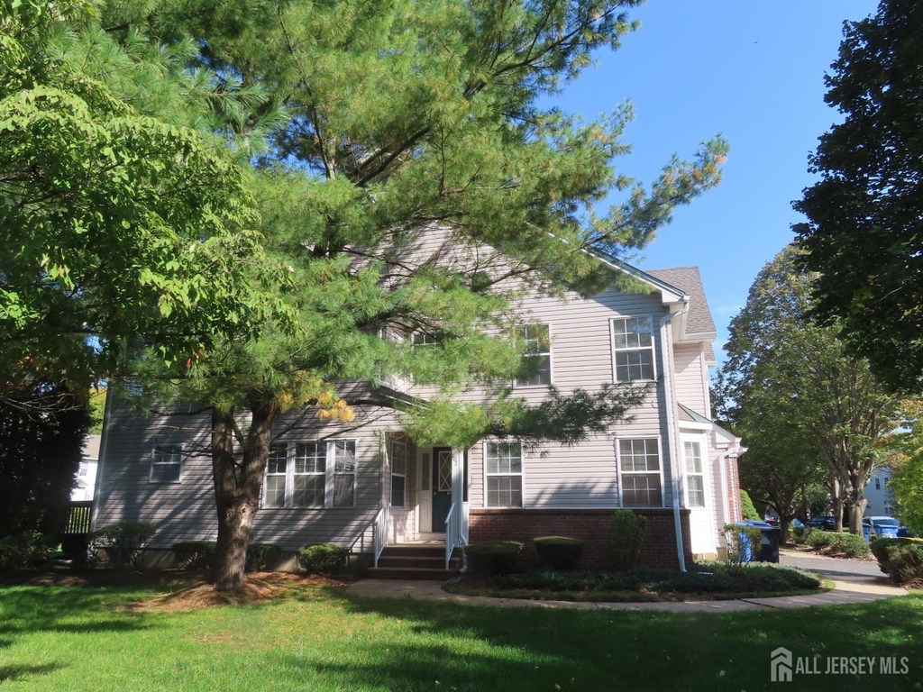 107 Amy Drive - Photo 1