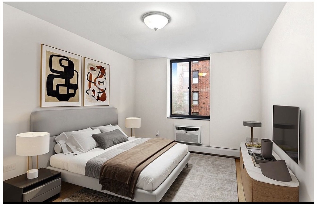 4 W 104th Street - Photo 3
