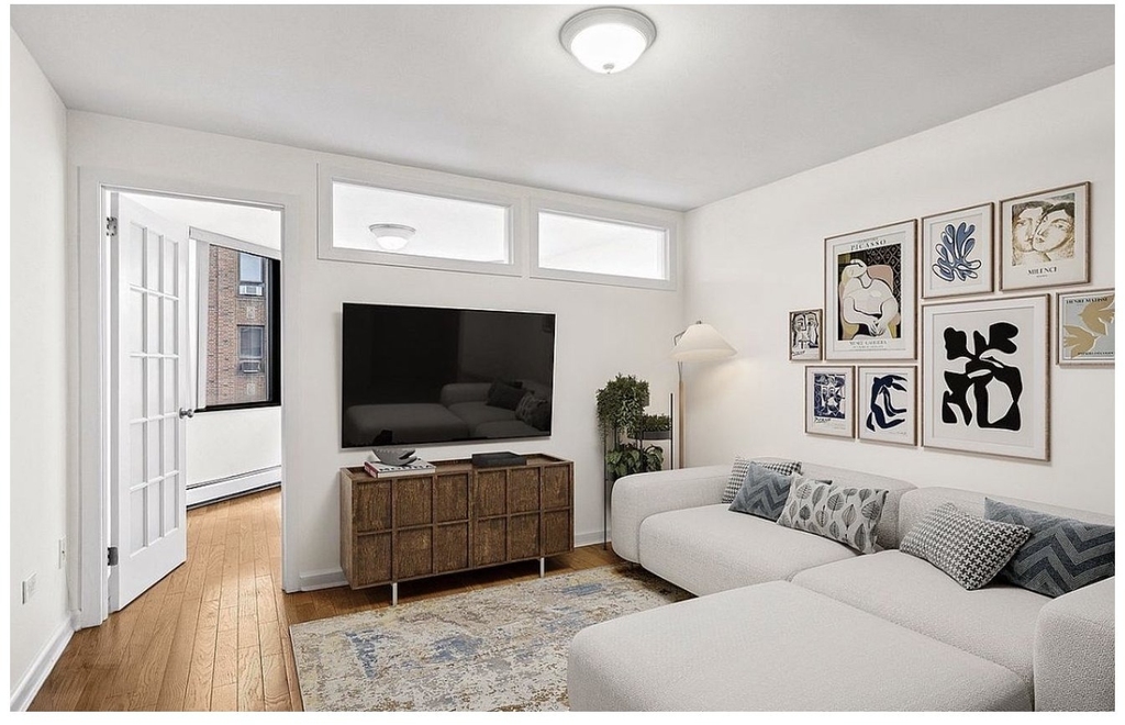 4 W 104th Street - Photo 1