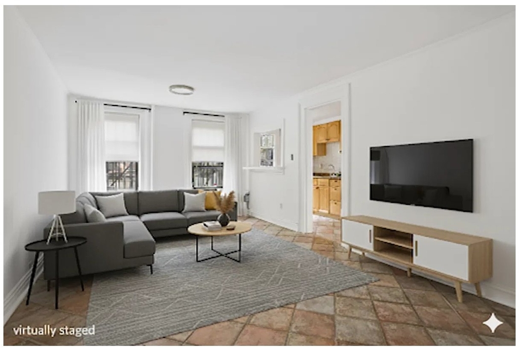 417 W 46th Street - Photo 0