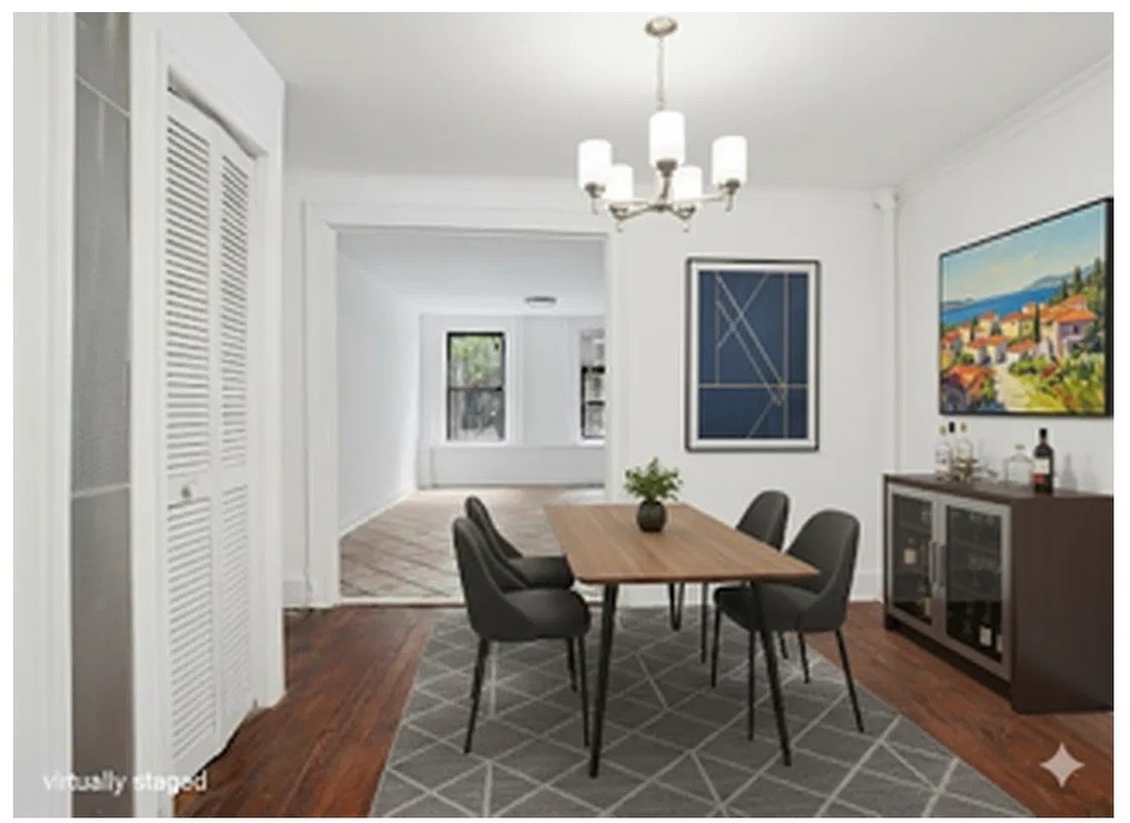 417 W 46th Street - Photo 2