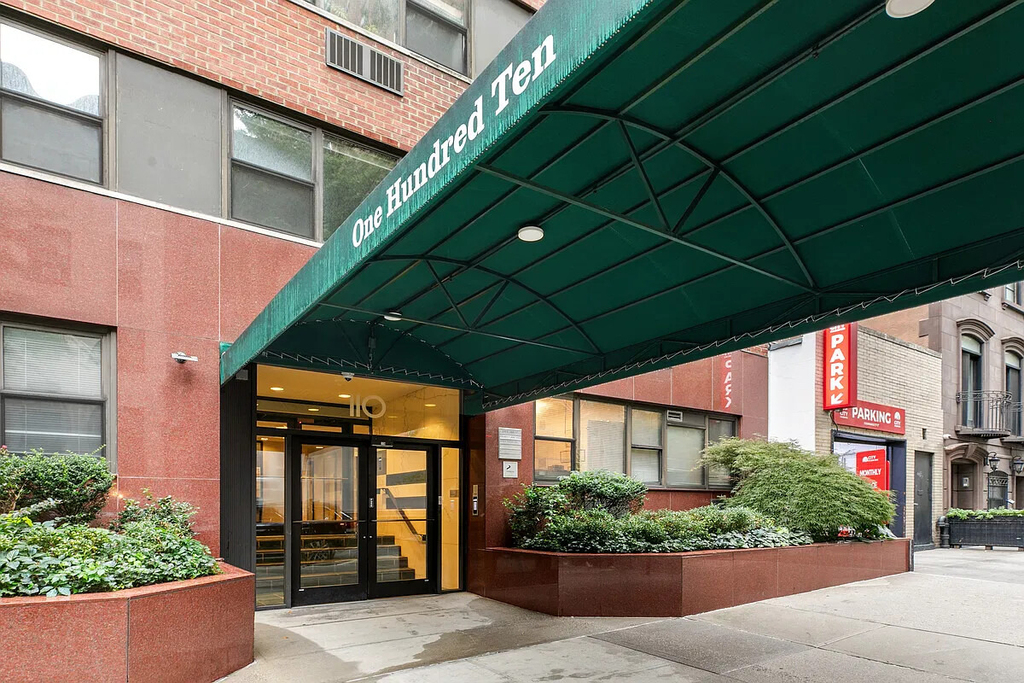 110 E 36th Street - Photo 8