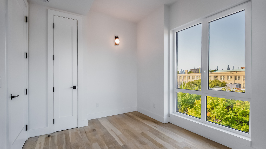 146 Scholes St 11206 - Photo 2