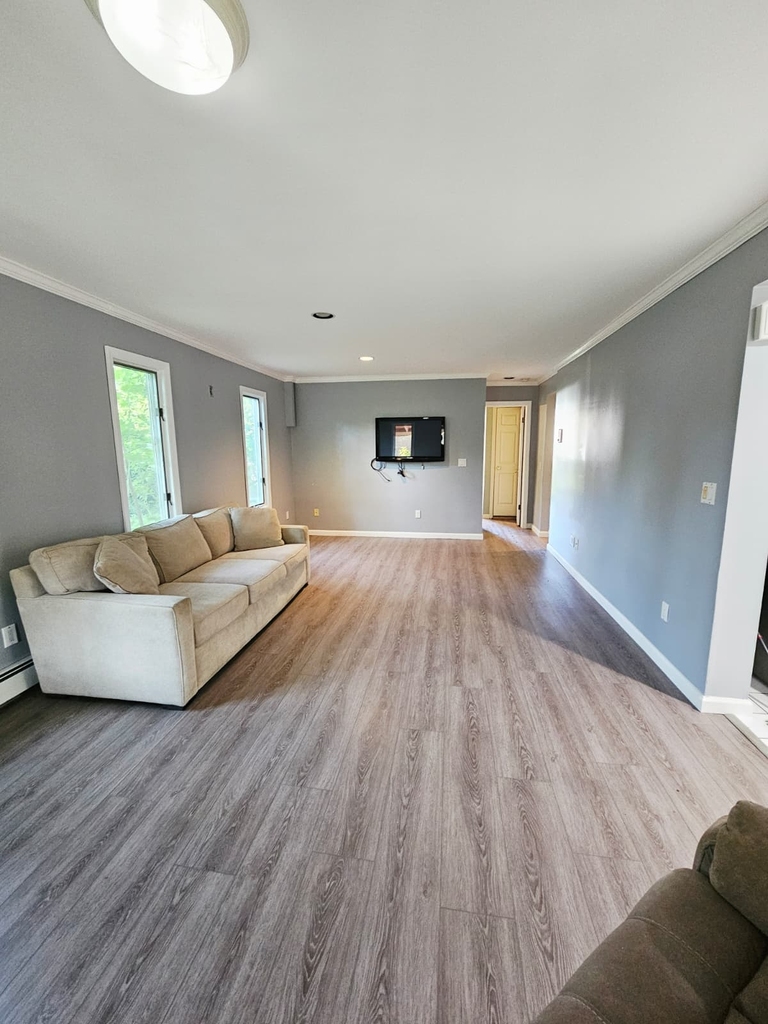  1 Bedroom Apartment for Rent | Mastic Beach, NY - Photo 5