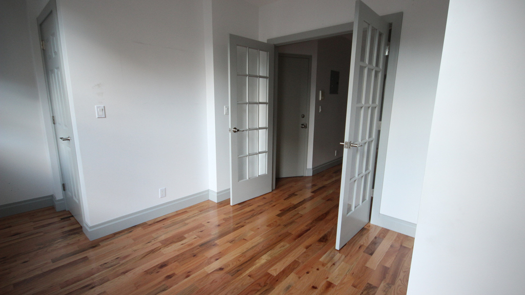 294 Harman St 11237 - Photo 3