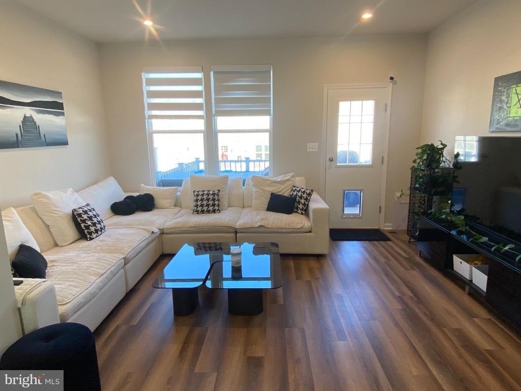 123 Anthem Street - Photo 11