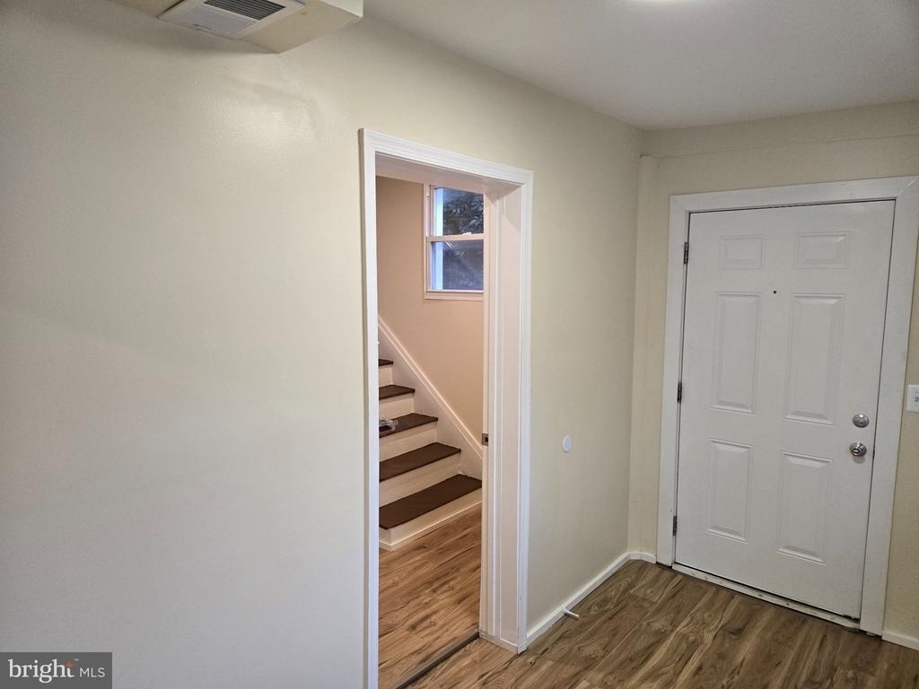 214 N East Lane - Photo 2