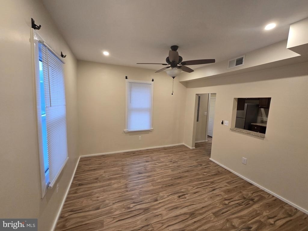 214 N East Lane - Photo 12