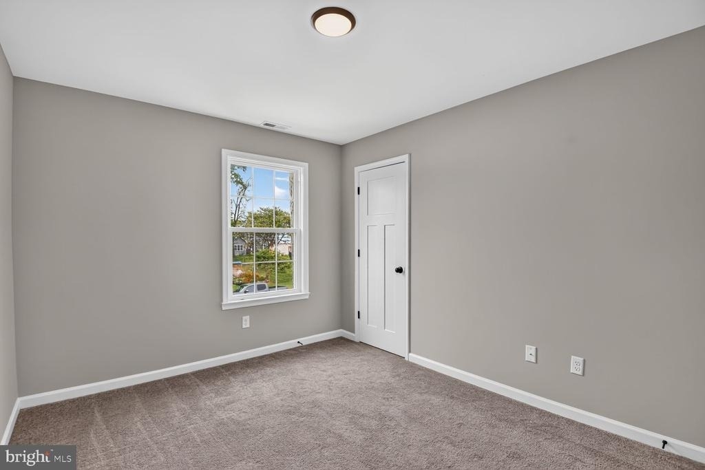 207 S Loudoun Street - Photo 25