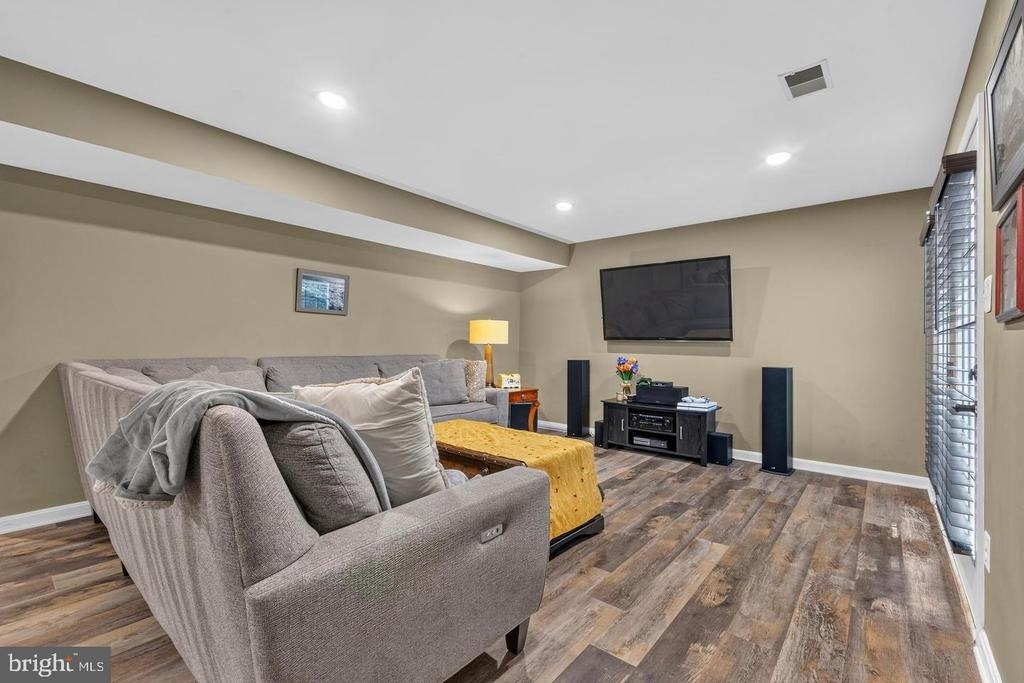 8147 Cancun Court - Photo 42