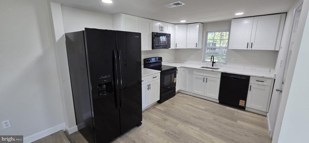 317 S West Street - Photo 1