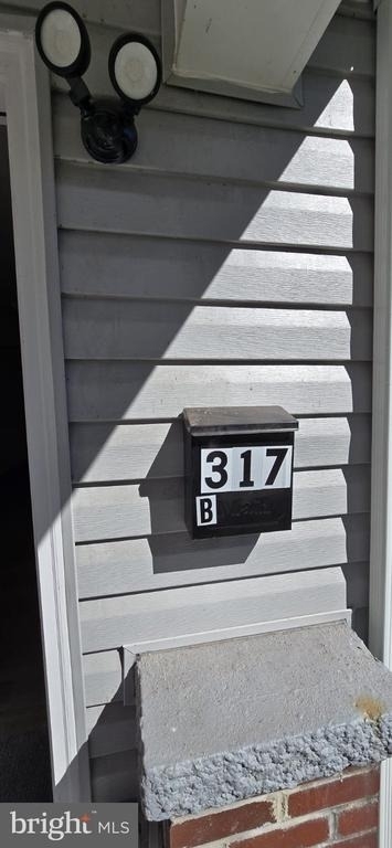 317 S West Street - Photo 33