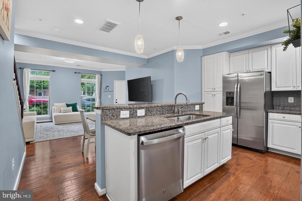 42277 Tackroom Terrace - Photo 11